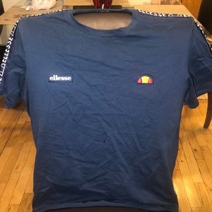 Ellesse navy blue tshirt size L
